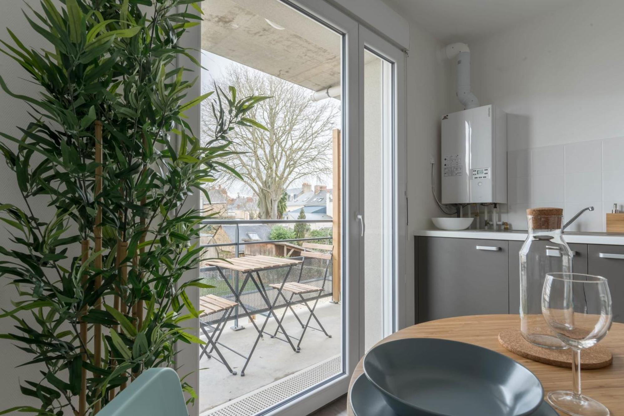 Camille - Studio Wifi Et Gare Le Mans Exteriör bild